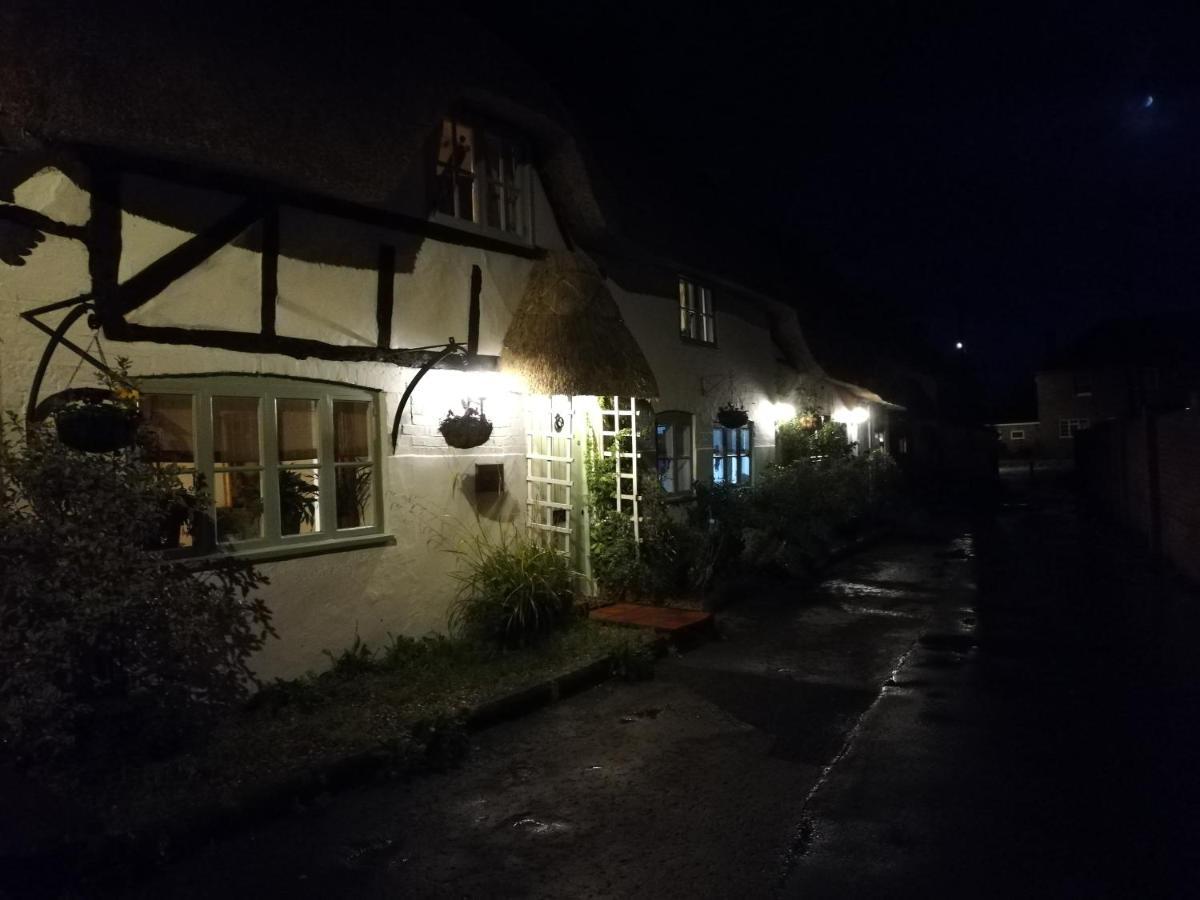 Michaelmas Cottage Upavon Buitenkant foto